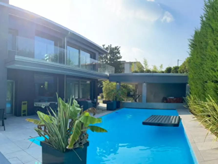 Immagine 11 di Villa in vendita  in via Tre Ponti a Padova