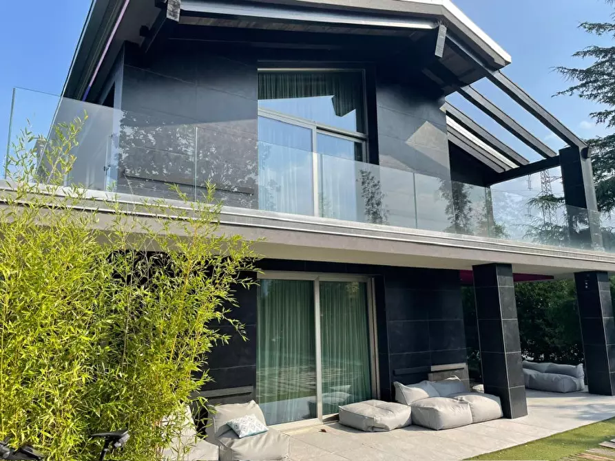 Immagine 14 di Villa in vendita  in via Tre Ponti a Padova