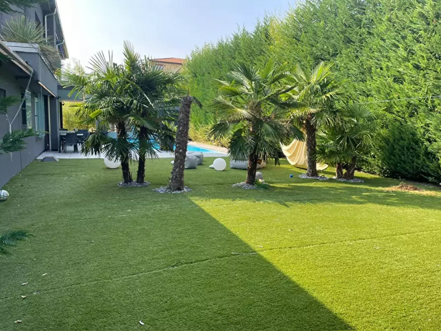 Immagine 17 di Villa in vendita  in via Tre Ponti a Padova