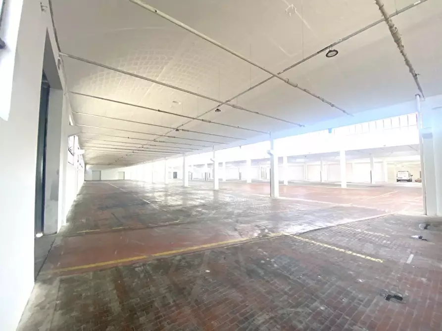 Immagine 7 di Capannone industriale in vendita  in VIA MEUCCI a Forli'