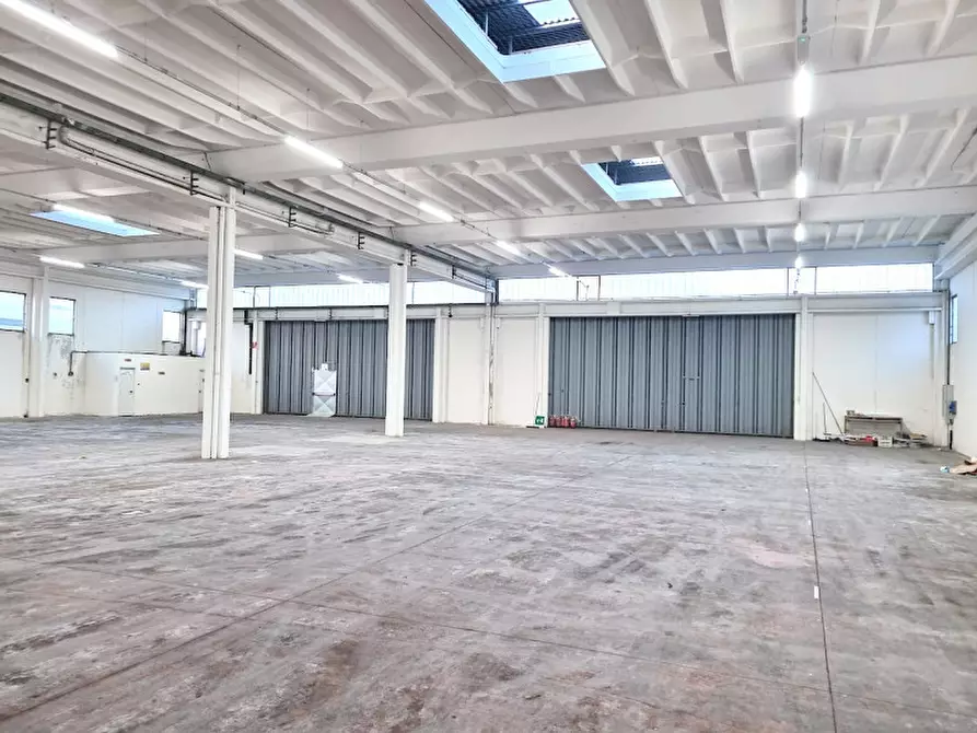 Immagine 12 di Capannone industriale in vendita  in VIA MEUCCI a Forli'