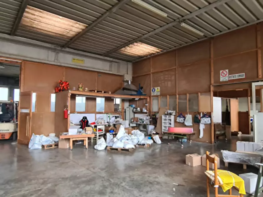 Immagine 6 di Capannone industriale in vendita  in Via Dell'artigianato 5 a Castelfranco Veneto
