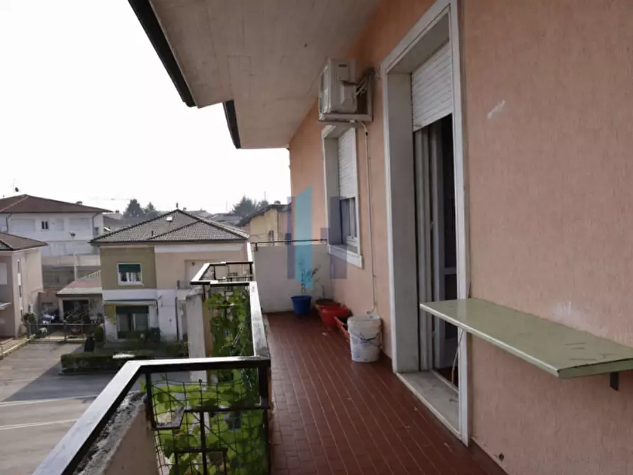 Immagine 4 di Appartamento in vendita  a Torbole Casaglia