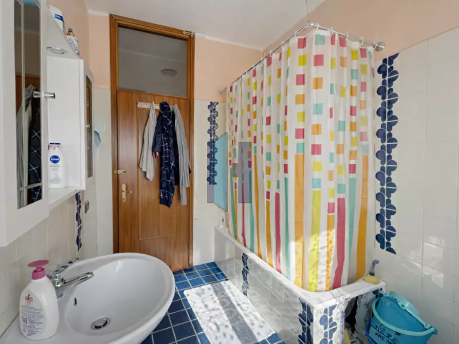 Immagine 18 di Appartamento in vendita  a Torbole Casaglia