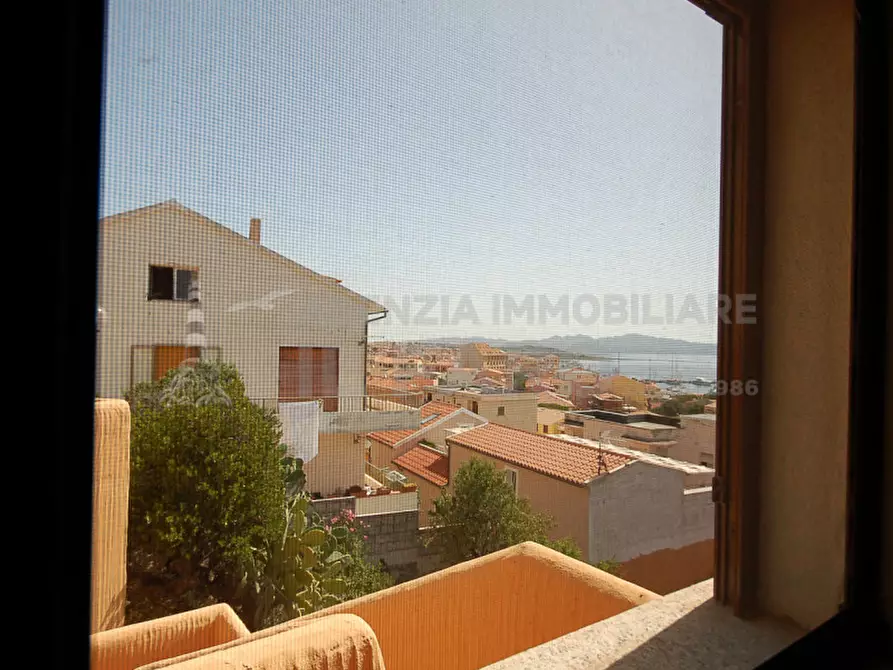 Immagine 6 di Appartamento in vendita  in Via Barrettini a La Maddalena