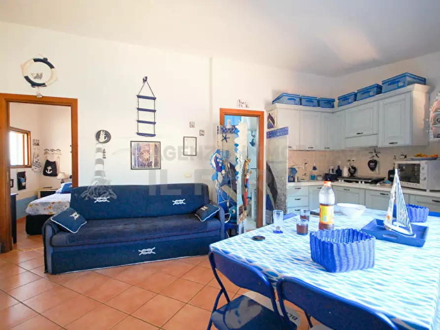 Immagine 12 di Appartamento in vendita  in Via Barrettini a La Maddalena