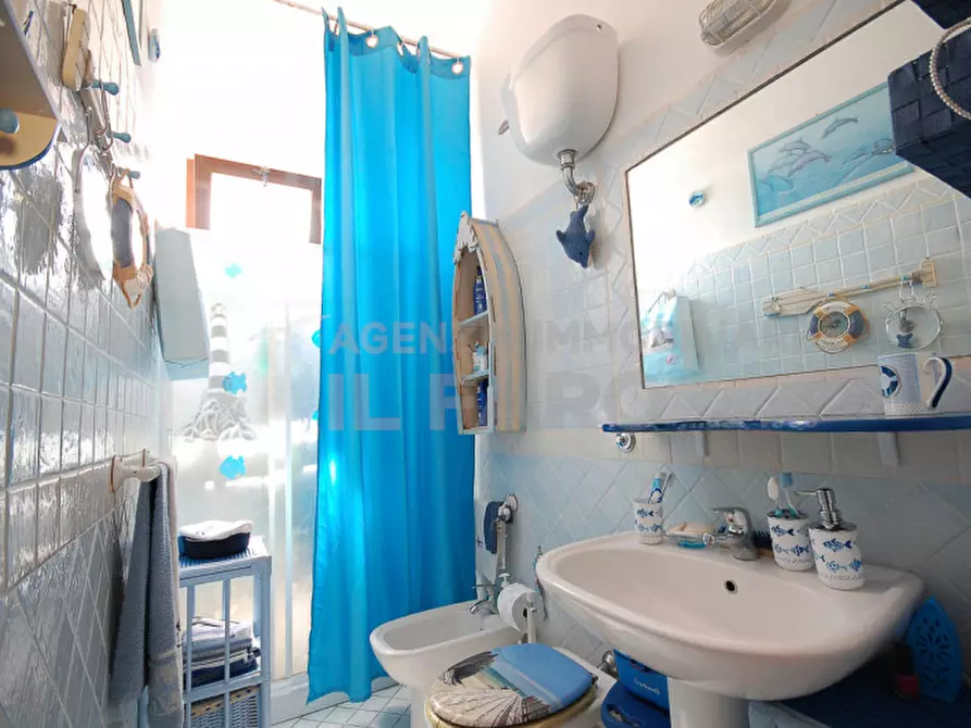 Immagine 14 di Appartamento in vendita  in Via Barrettini a La Maddalena