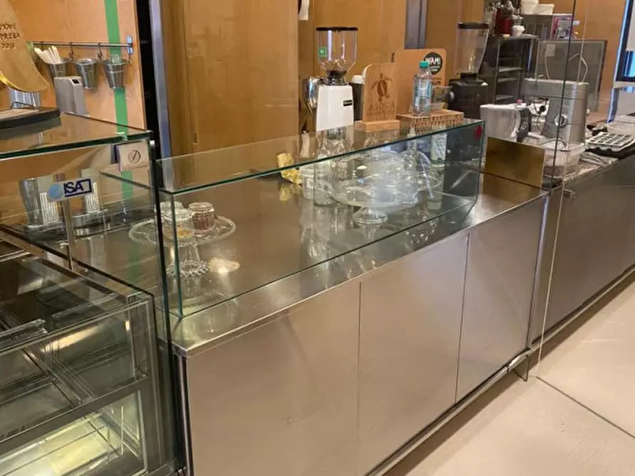 Immagine 5 di Attività commerciale in vendita  in VIA ARETINA a Pontassieve