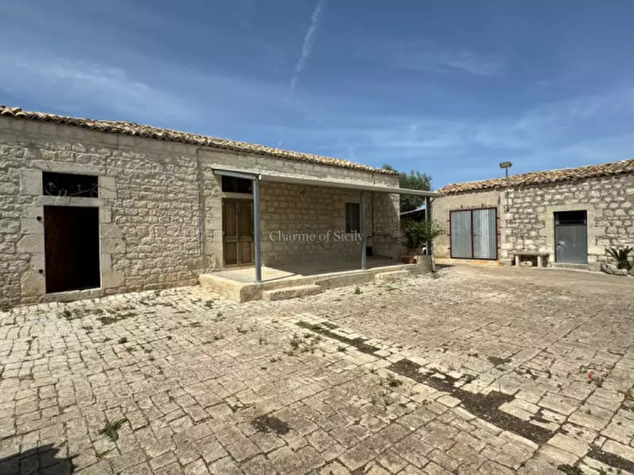 Immagine 3 di Casa indipendente in vendita  in Via Comunale Palazzella Balatazza a Modica