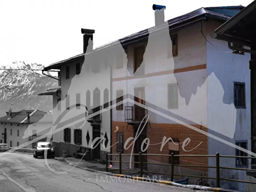 Immagine 1 di Villetta a schiera in vendita  in Casamazzagno a Comelico Superiore