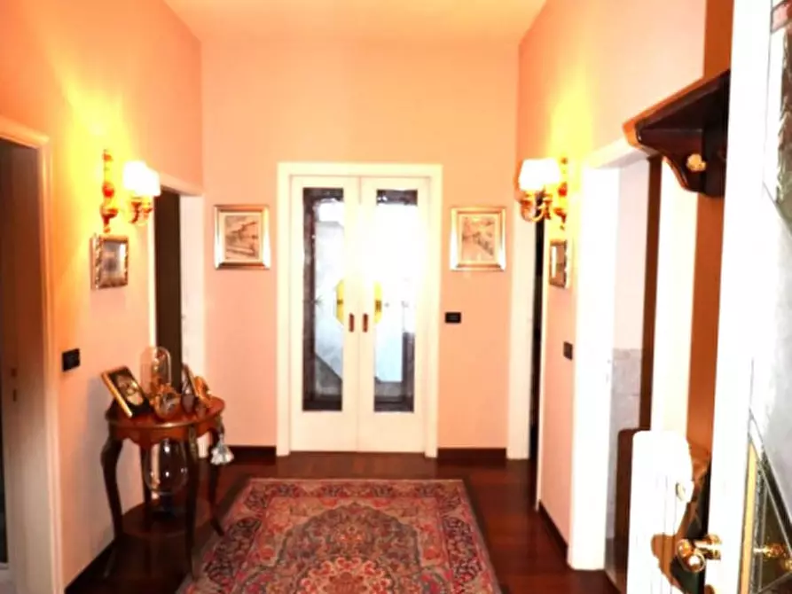 Immagine 10 di Appartamento in vendita  in via dell'oleandro a Montevarchi