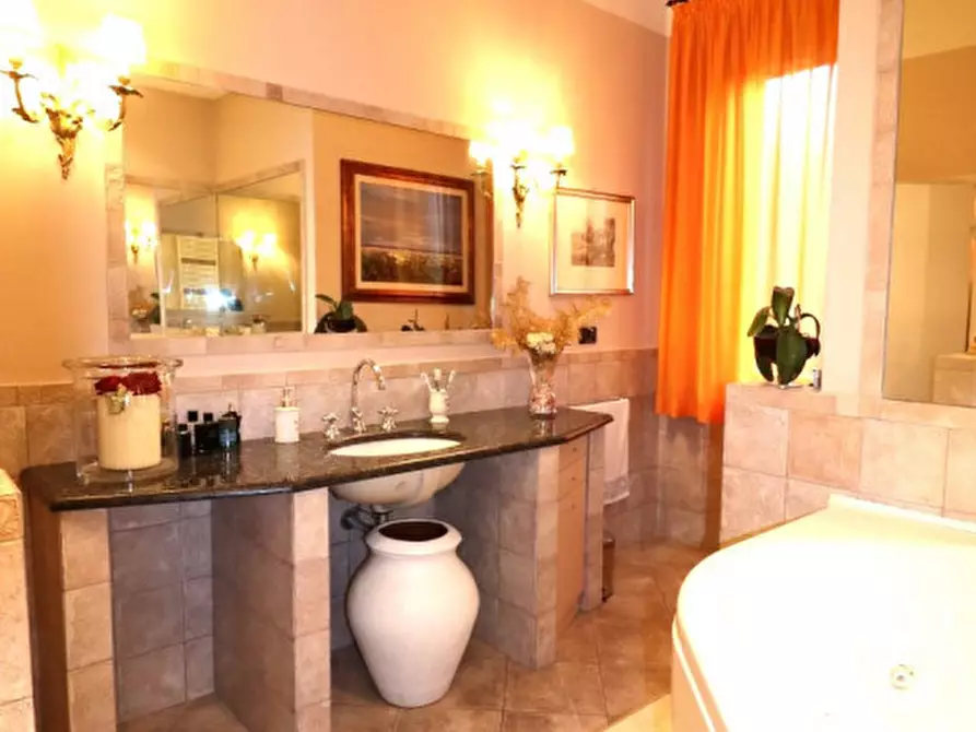 Immagine 30 di Appartamento in vendita  in via dell'oleandro a Montevarchi