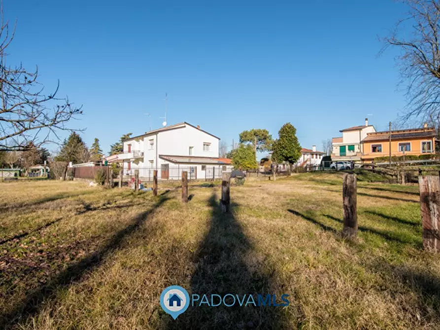 Immagine 2 di Casa bifamiliare in vendita  in via Forcellini a Padova