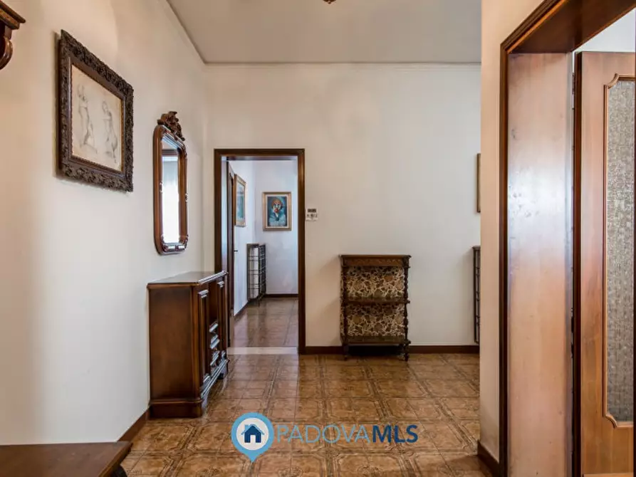 Immagine 6 di Casa bifamiliare in vendita  in via Forcellini a Padova