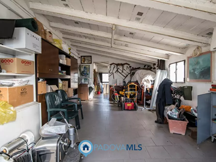 Immagine 22 di Casa bifamiliare in vendita  in via Forcellini a Padova