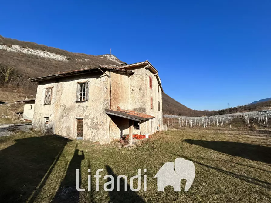 Immagine 4 di Villa in vendita  a Ala