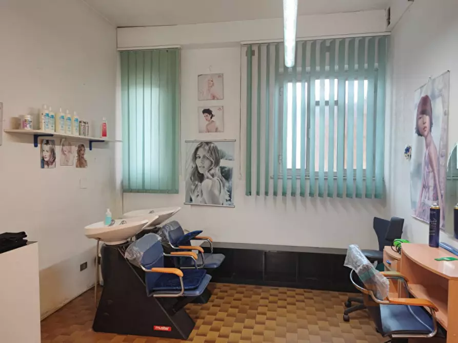 Immagine 16 di Negozio in vendita  in Piazza Marconi a Cervignano Del Friuli