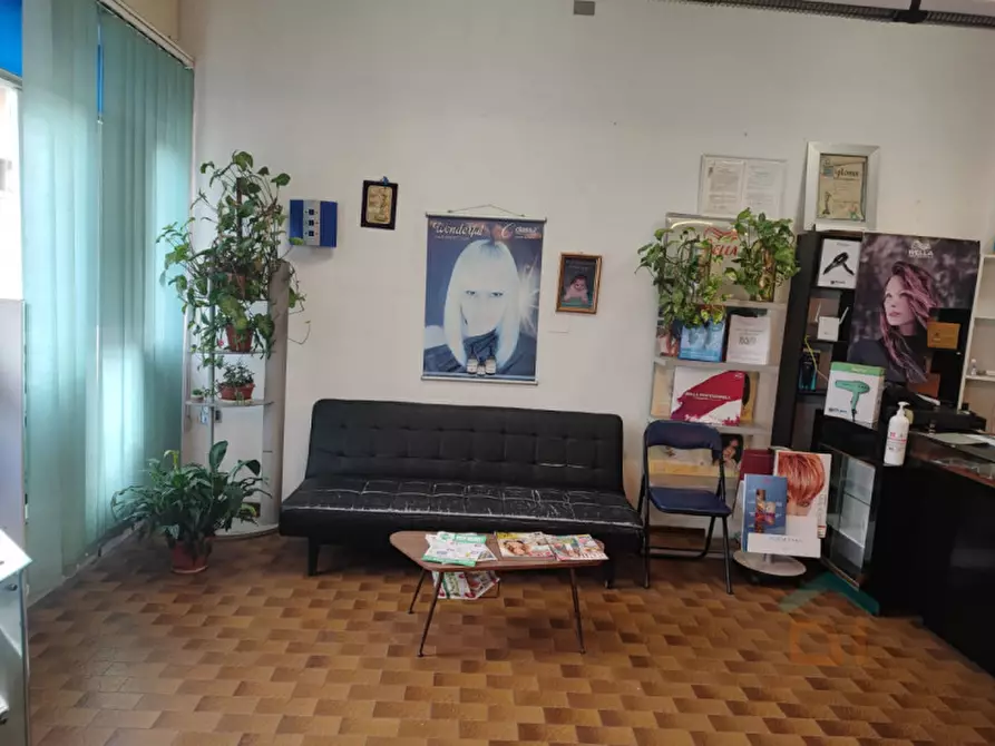 Immagine 21 di Negozio in vendita  in Piazza Marconi a Cervignano Del Friuli
