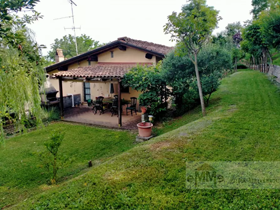 Immagine 1 di Casa indipendente in vendita  in via Manzoni a Castell'arquato