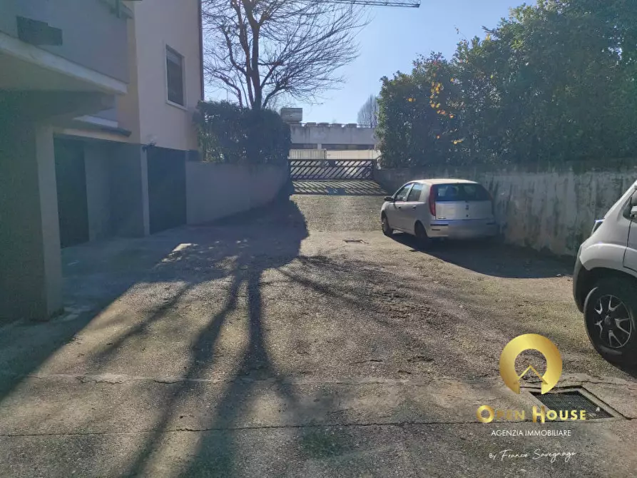 Immagine 22 di Appartamento in affitto  in via vivaldi 8,creazzo a Creazzo