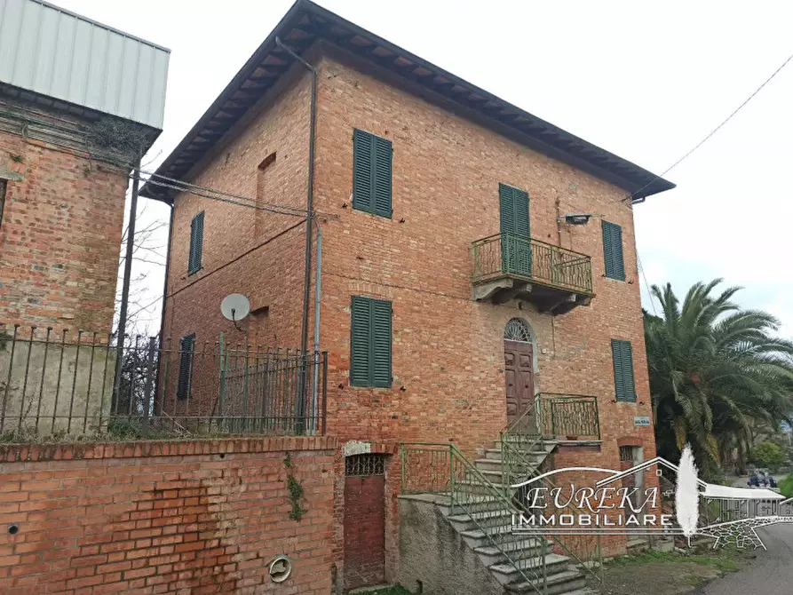Immagine 2 di Casa indipendente in vendita  in petrignano del lago via cavour a Castiglione Del Lago