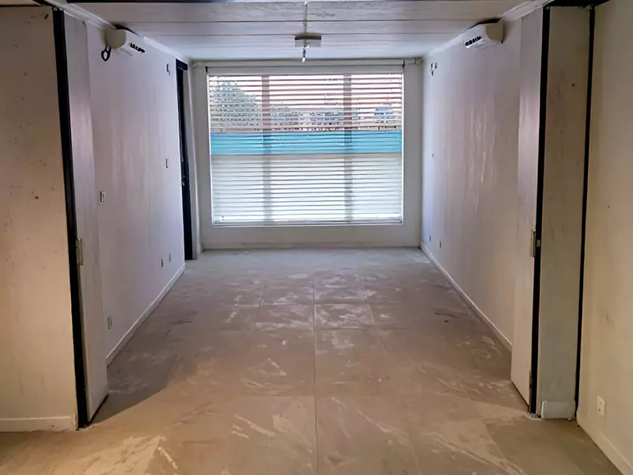 Immagine 3 di Garage in vendita  in via Trieste a Padova