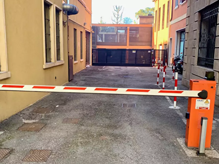 Immagine 7 di Garage in vendita  in via Trieste a Padova