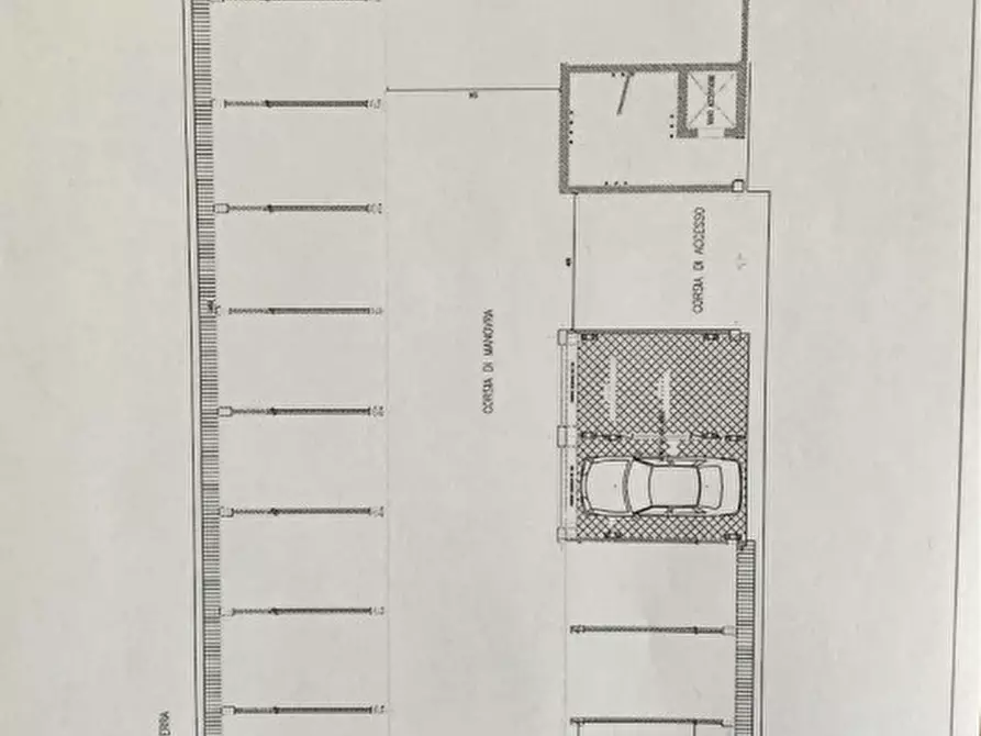 Immagine 10 di Garage in vendita  in via Trieste a Padova