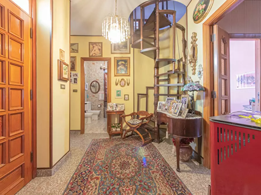 Immagine 11 di Villa in vendita  in via giacomo della porta 72 a Olbia