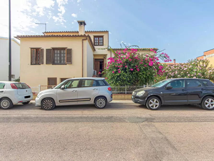 Immagine 38 di Villa in vendita  in via giacomo della porta 72 a Olbia