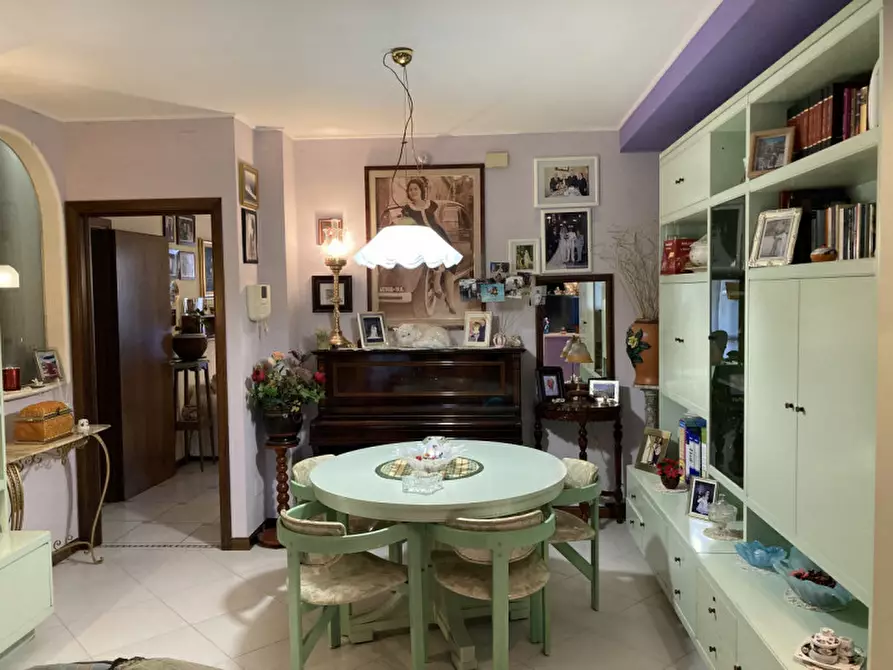 Immagine 1 di Appartamento in vendita  a Vicenza