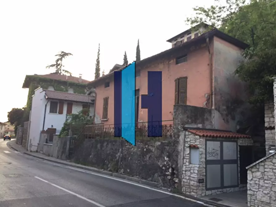 Immagine 9 di Rustico / casale in vendita  in via Sant'orsola 39 a Brescia