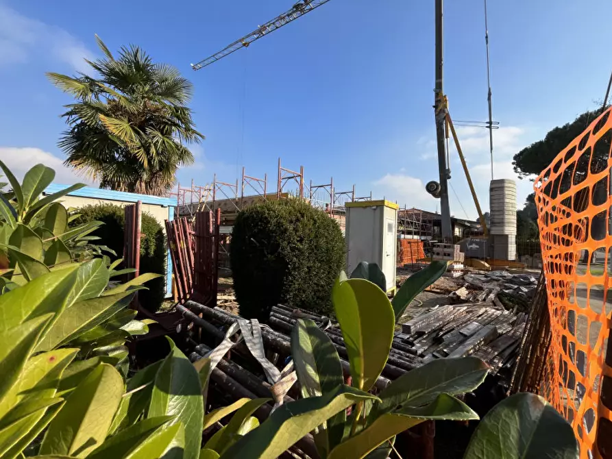 Immagine 21 di Casa trifamiliare in vendita  in VIA Pucccini a Selvazzano Dentro