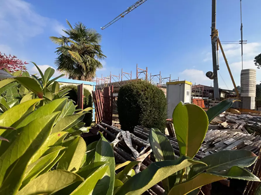 Immagine 22 di Casa trifamiliare in vendita  in VIA Pucccini a Selvazzano Dentro