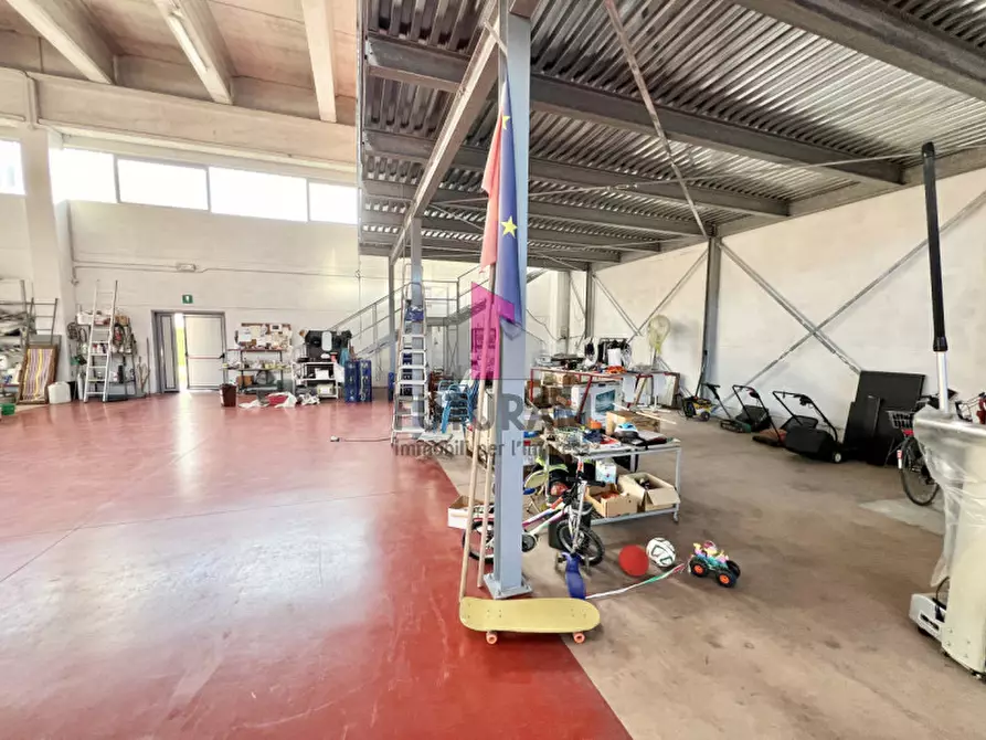 Immagine 15 di Capannone industriale in vendita  in VIA SAN PIETRO a Vigodarzere