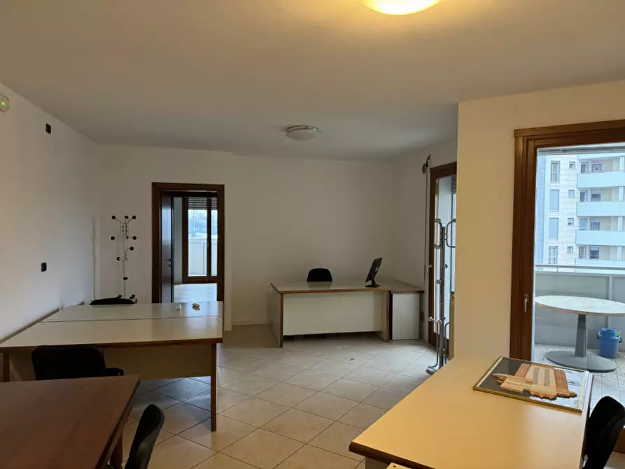 Immagine 1 di Ufficio in affitto  in Mestre Baseggio a Venezia