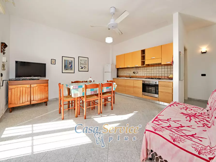 Immagine 6 di Villa in vendita  in Via Sirmione a Taviano