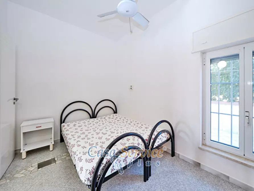 Immagine 15 di Villa in vendita  in Via Sirmione a Taviano