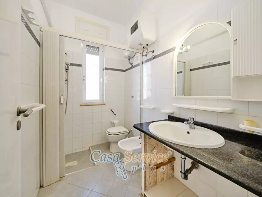 Immagine 18 di Villa in vendita  in Via Sirmione a Taviano