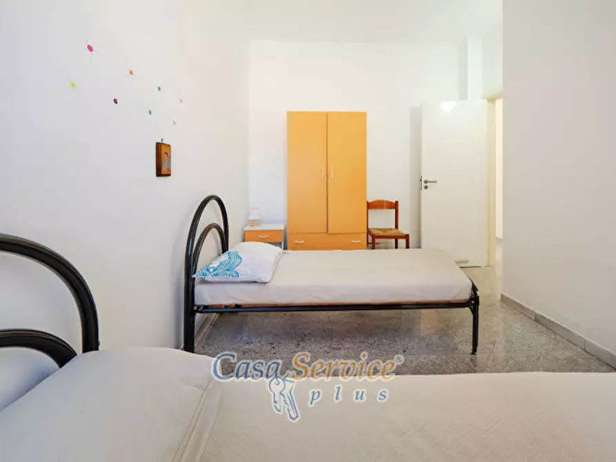 Immagine 21 di Villa in vendita  in Via Sirmione a Taviano