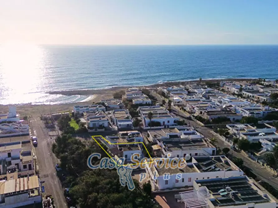 Immagine 23 di Villa in vendita  in Via Sirmione a Taviano