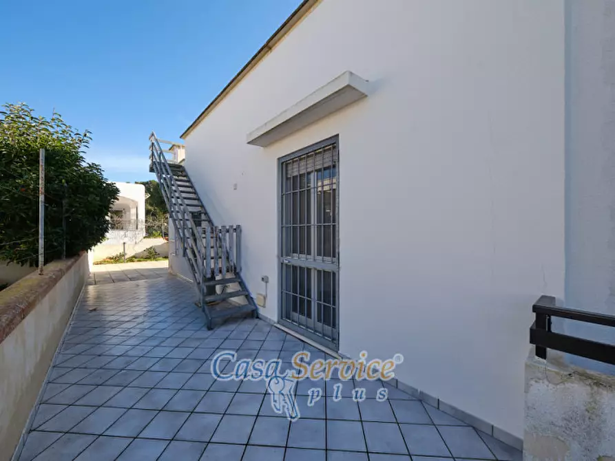 Immagine 24 di Villa in vendita  in Via Sirmione a Taviano