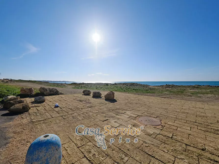 Immagine 33 di Villa in vendita  in Via Sirmione a Taviano