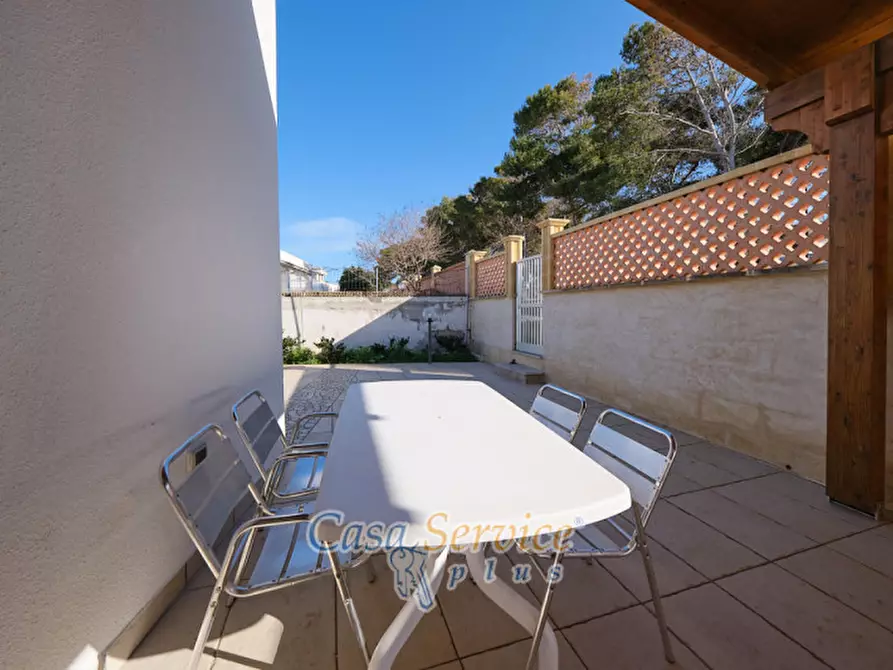 Immagine 42 di Villa in vendita  in Via Sirmione a Taviano