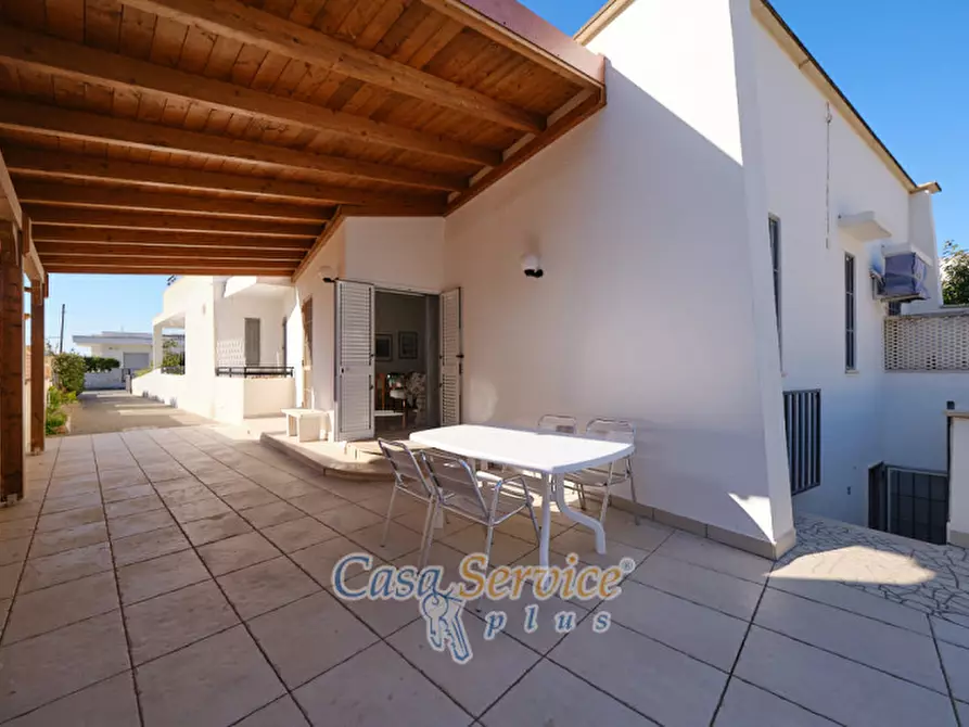 Immagine 45 di Villa in vendita  in Via Sirmione a Taviano