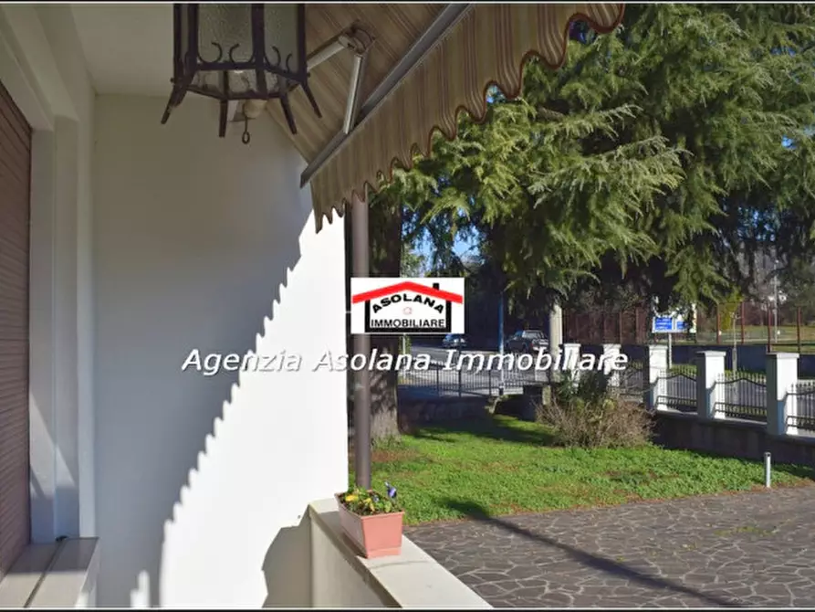 Immagine 1 di Casa indipendente in vendita  in Viale Tiziano, 4 a Asolo