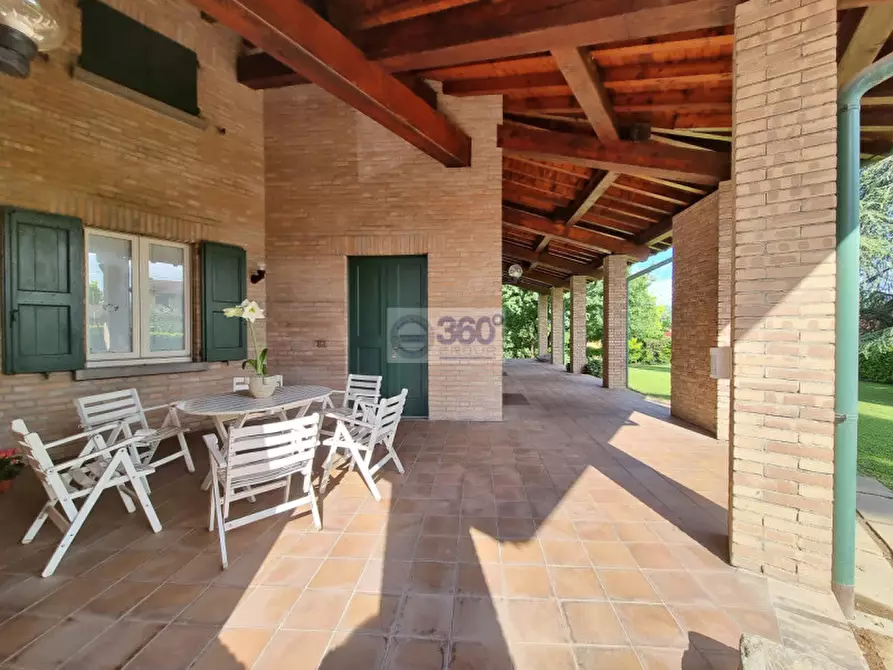 Immagine 6 di Villa in vendita  in Via Fermi a Passirano
