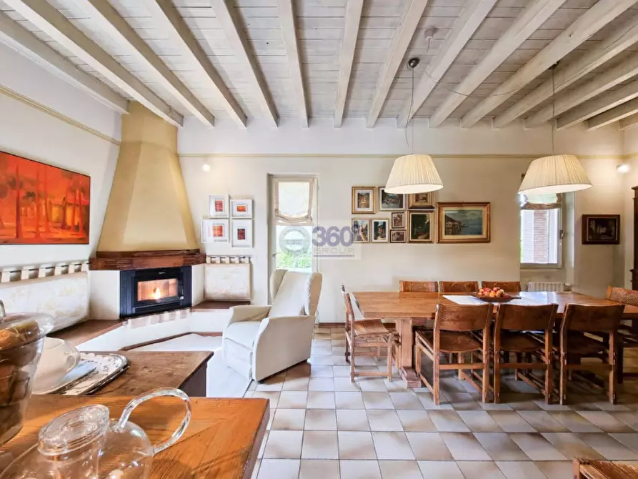 Immagine 10 di Villa in vendita  in Via Fermi a Passirano