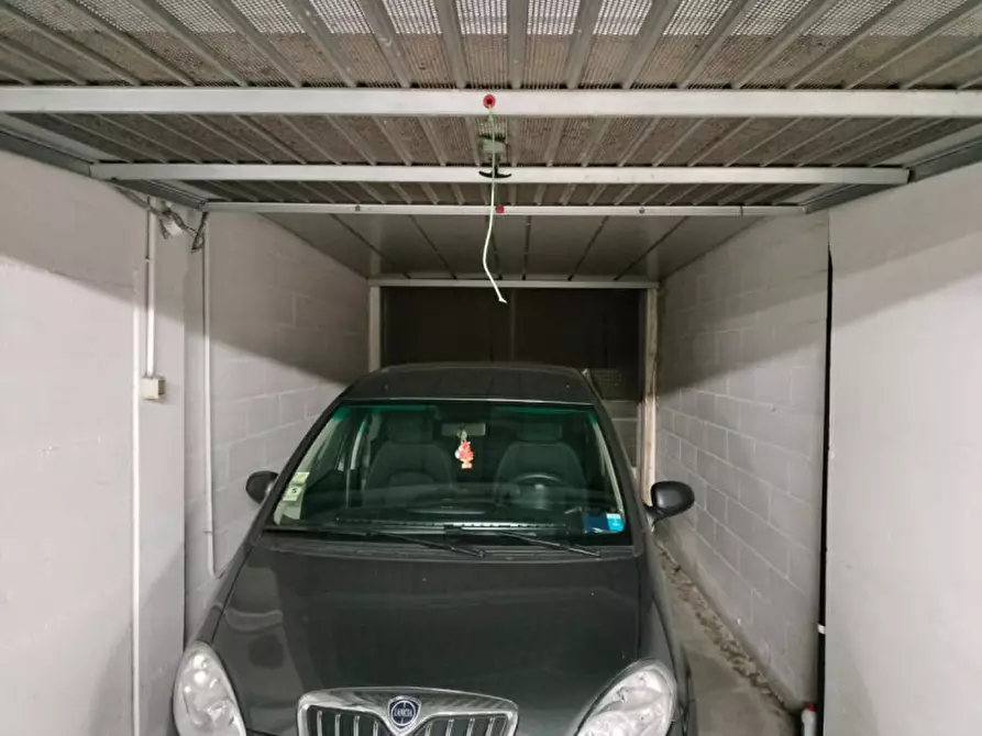 Immagine 2 di Garage in vendita  in Viale Druso a Bolzano