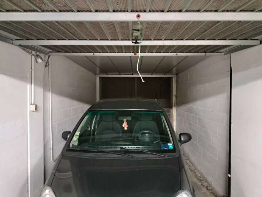 Immagine 3 di Garage in vendita  in Viale Druso a Bolzano